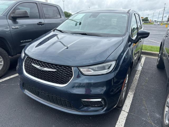 used 2023 Chrysler Pacifica car, priced at $24,900