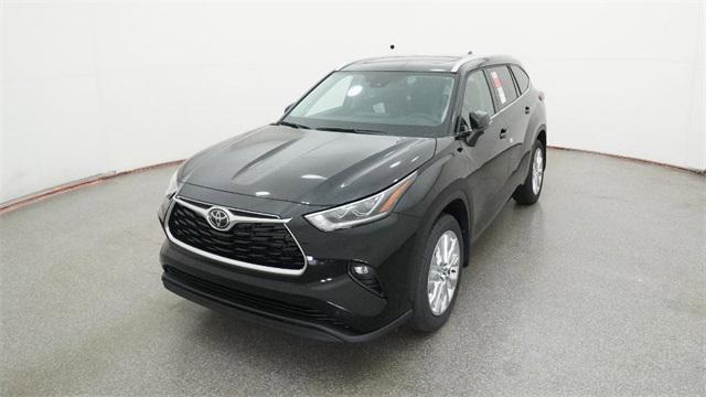 new 2025 Toyota Highlander car, priced at $52,780