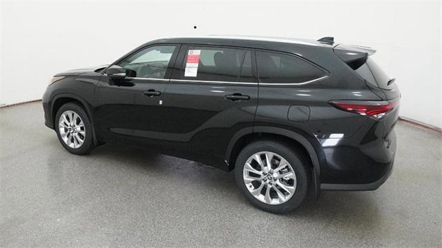 new 2025 Toyota Highlander car, priced at $52,780