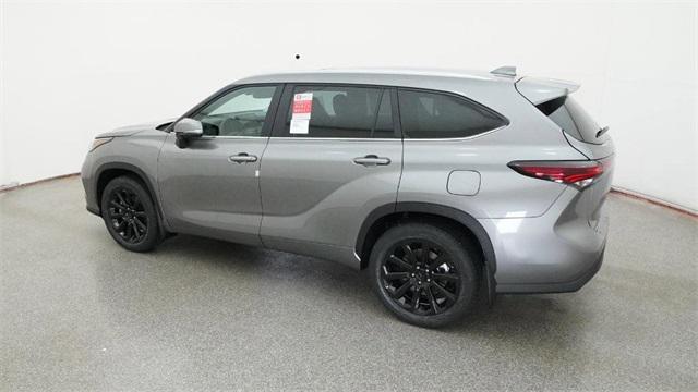 new 2025 Toyota Highlander car, priced at $49,149