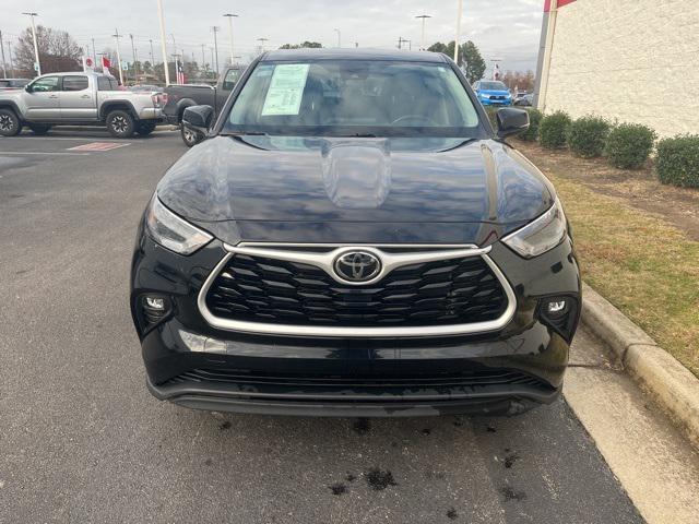 used 2022 Toyota Highlander car, priced at $29,000