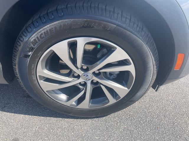 used 2022 Buick Envision car, priced at $23,900