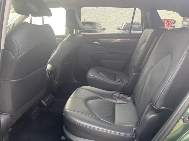 used 2023 Toyota Highlander car, priced at $38,000