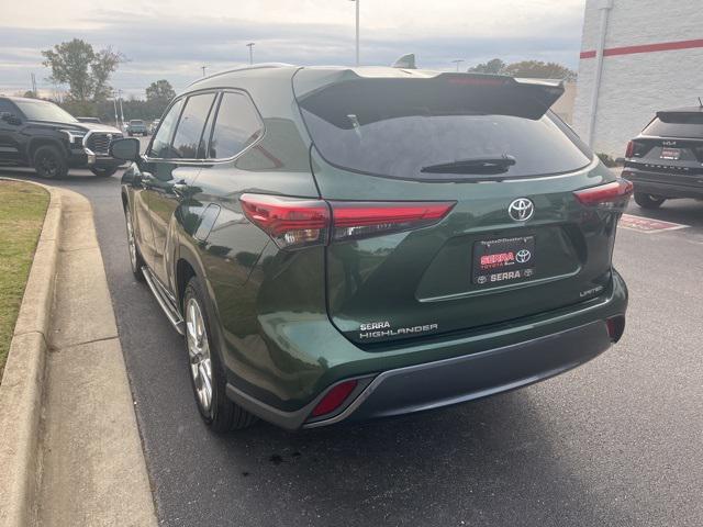 used 2023 Toyota Highlander car, priced at $38,000