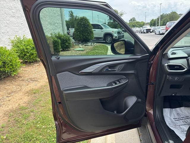 used 2023 Chevrolet TrailBlazer car, priced at $25,900
