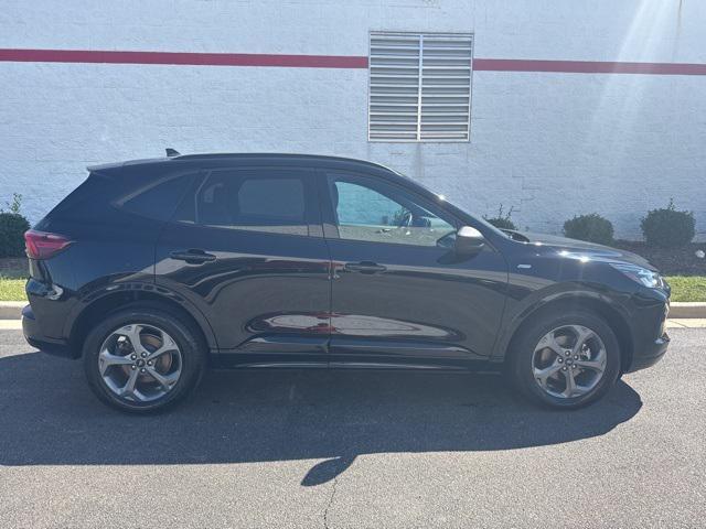 used 2023 Ford Escape car, priced at $22,500