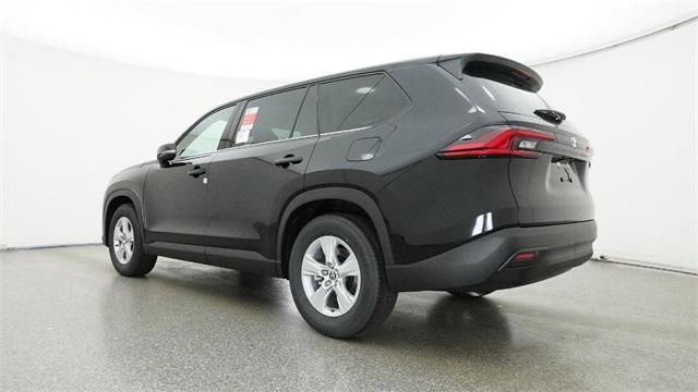 new 2025 Toyota Highlander car, priced at $42,859
