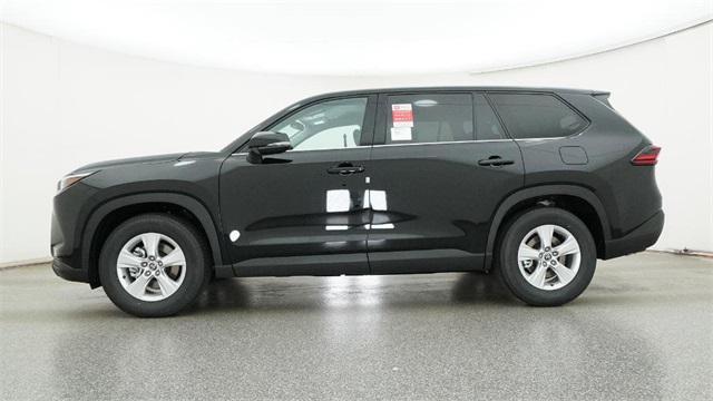 new 2025 Toyota Highlander car, priced at $42,859