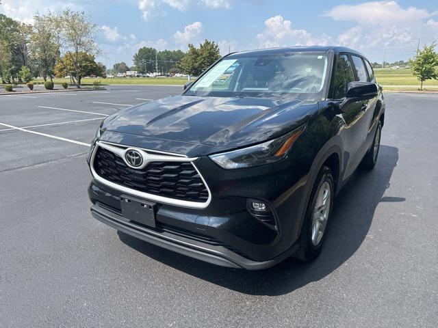 used 2023 Toyota Highlander car, priced at $33,000