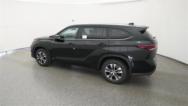 new 2025 Toyota Highlander Hybrid car, priced at $49,868