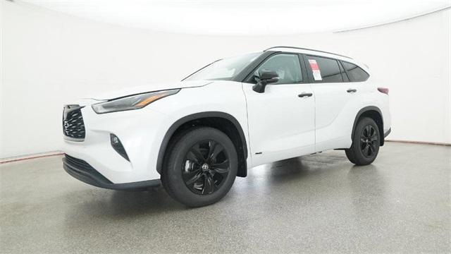 new 2025 Toyota Highlander Hybrid car, priced at $52,843