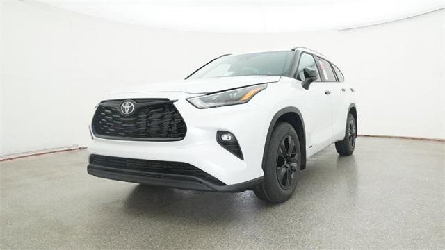 new 2025 Toyota Highlander Hybrid car, priced at $52,843