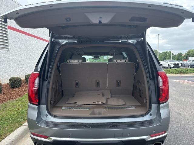 used 2025 GMC Yukon car, priced at $86,000
