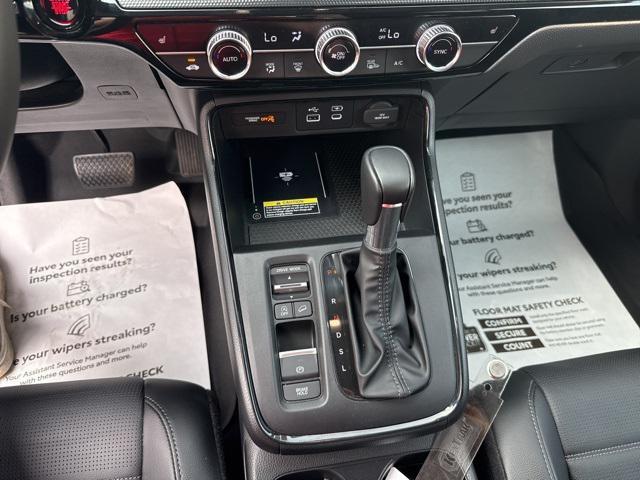 used 2025 Honda CR-V car, priced at $35,900