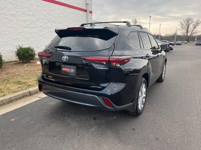 used 2024 Toyota Highlander Hybrid car, priced at $50,000