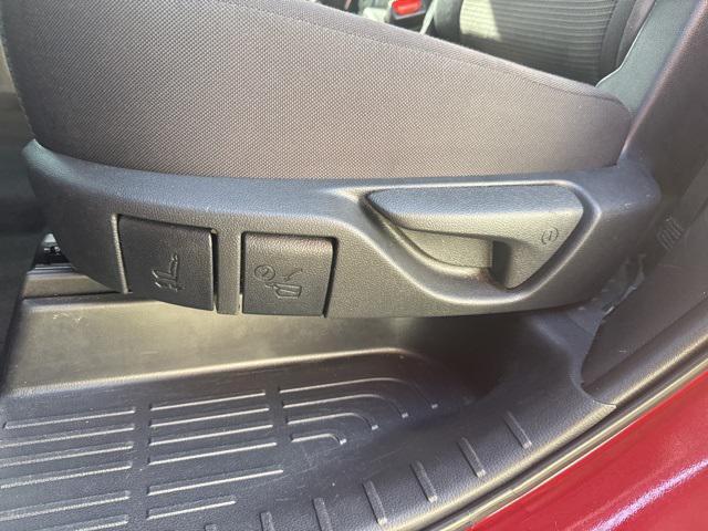 used 2023 Toyota Highlander car, priced at $31,000