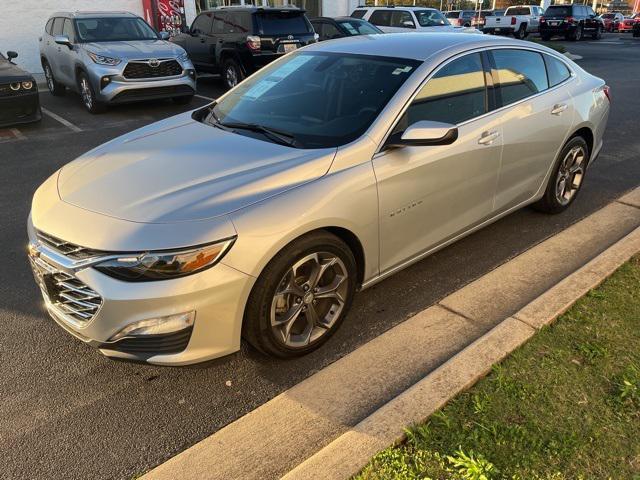 used 2022 Chevrolet Malibu car, priced at $19,000