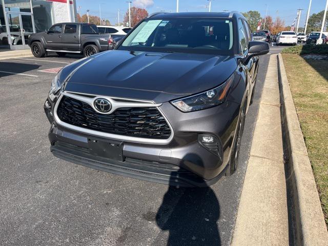 used 2023 Toyota Highlander car, priced at $36,000