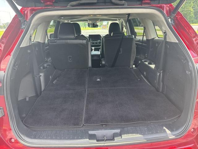 used 2023 Toyota Highlander car, priced at $37,900