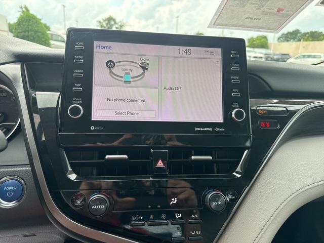 used 2021 Toyota Camry Hybrid car, priced at $25,900