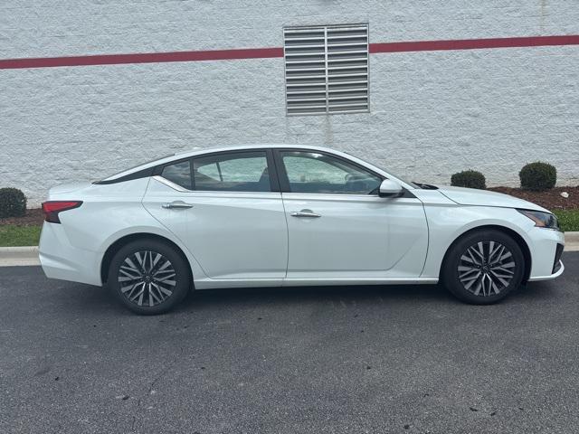 used 2023 Nissan Altima car, priced at $20,500