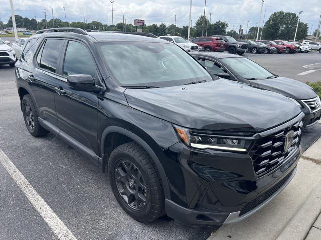 used 2024 Honda Pilot car, priced at $43,900