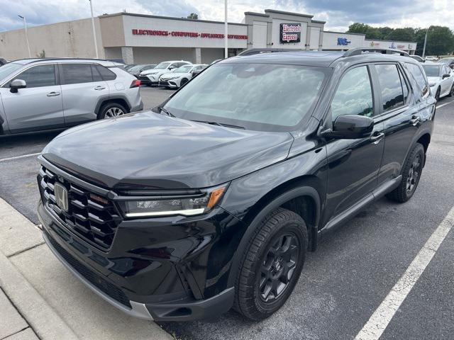 used 2024 Honda Pilot car, priced at $43,900