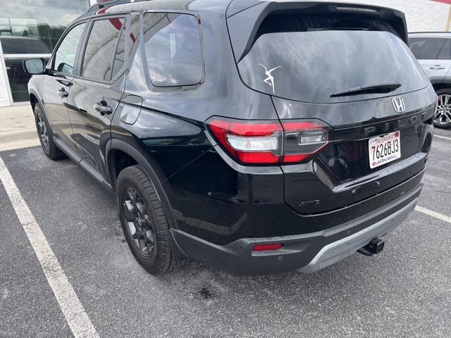 used 2024 Honda Pilot car, priced at $43,900