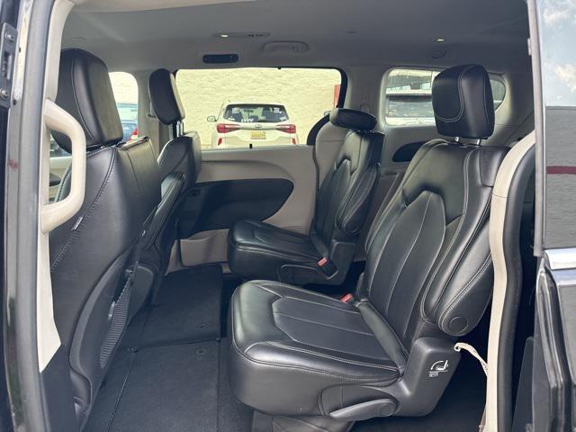 used 2023 Chrysler Pacifica car, priced at $23,900
