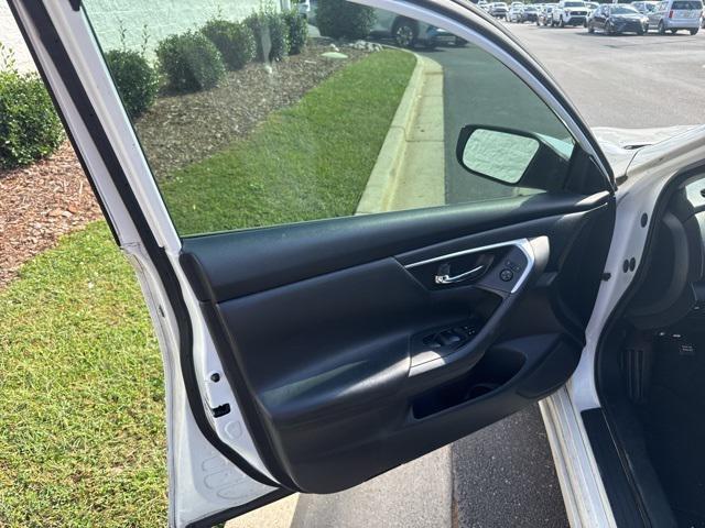 used 2017 Nissan Altima car, priced at $6,000