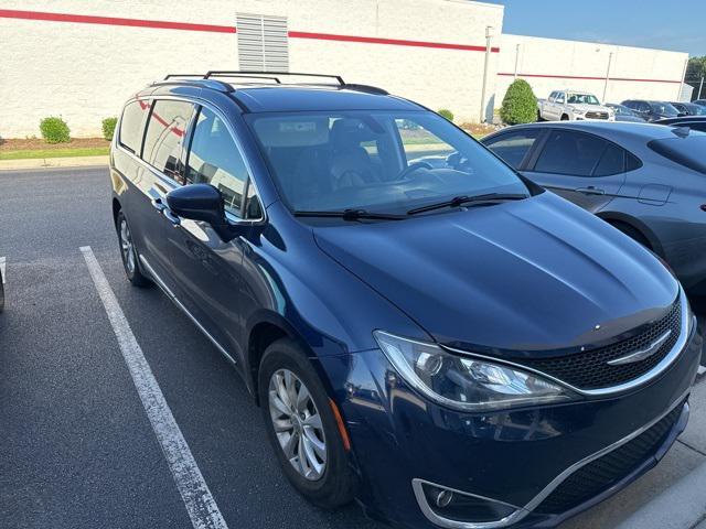 used 2018 Chrysler Pacifica car, priced at $13,500