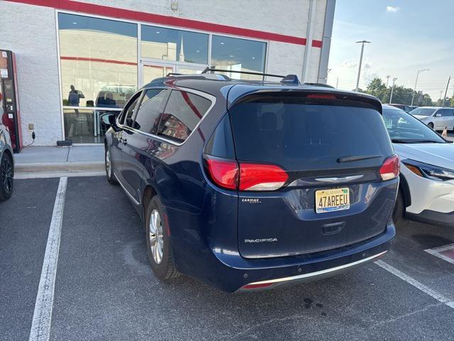 used 2018 Chrysler Pacifica car, priced at $13,500