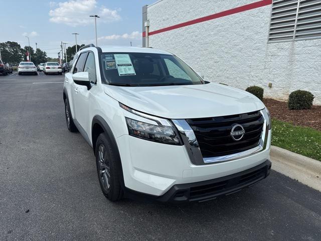 used 2025 Nissan Pathfinder car, priced at $37,900
