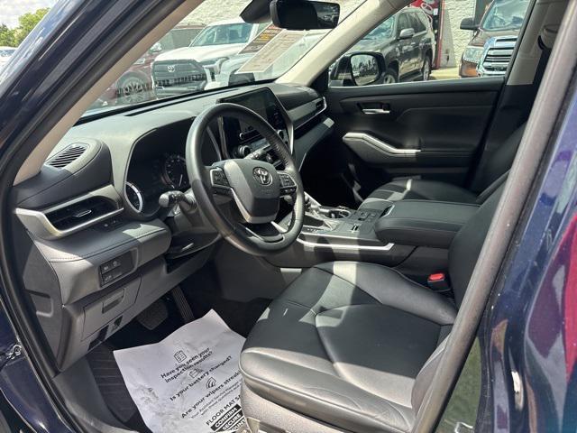 used 2023 Toyota Highlander car, priced at $38,900