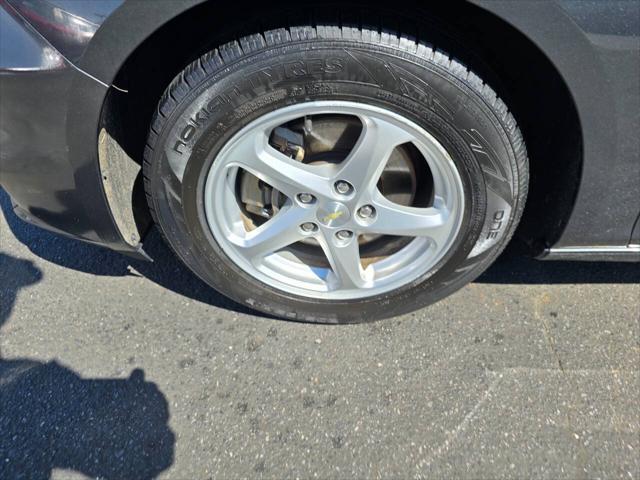 used 2018 Chevrolet Malibu car, priced at $11,990