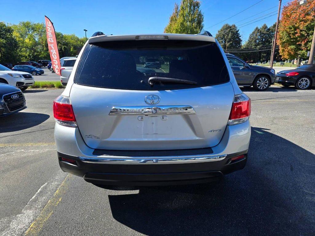 used 2013 Toyota Highlander car, priced at $11,990