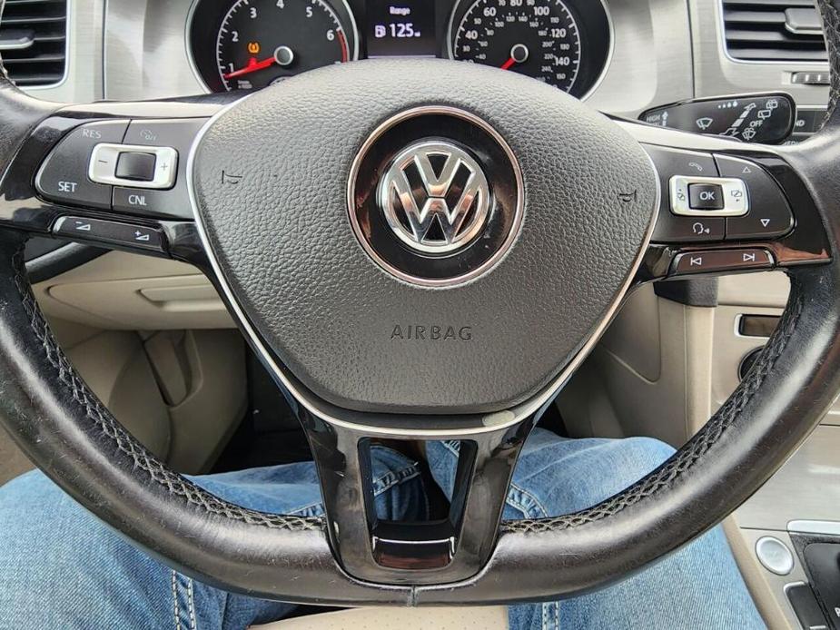 used 2016 Volkswagen Golf SportWagen car, priced at $10,990