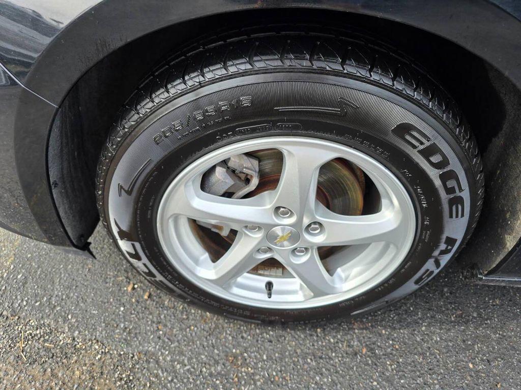 used 2018 Chevrolet Malibu car, priced at $11,990