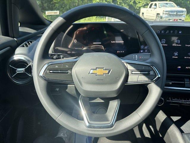 new 2025 Chevrolet Equinox EV car, priced at $33,785