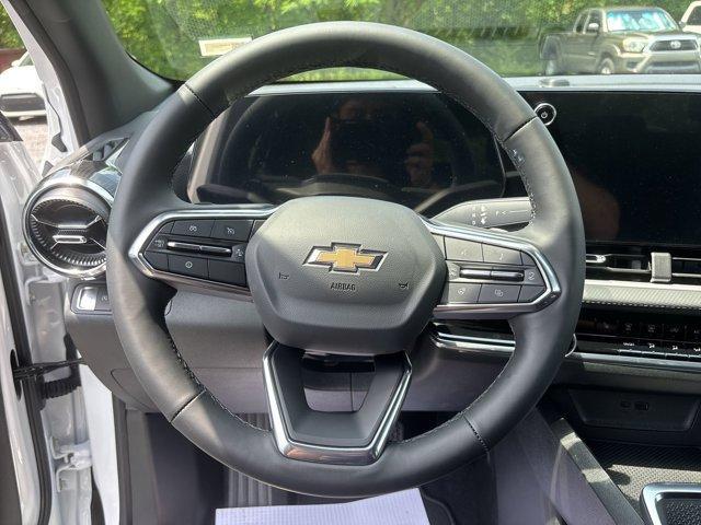 new 2026 Chevrolet Equinox car, priced at $28,035