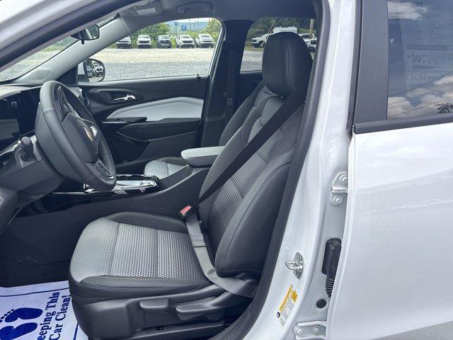 new 2025 Chevrolet Trax car, priced at $25,285