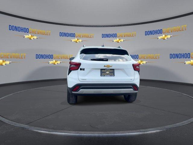 new 2025 Chevrolet Trax car, priced at $25,285