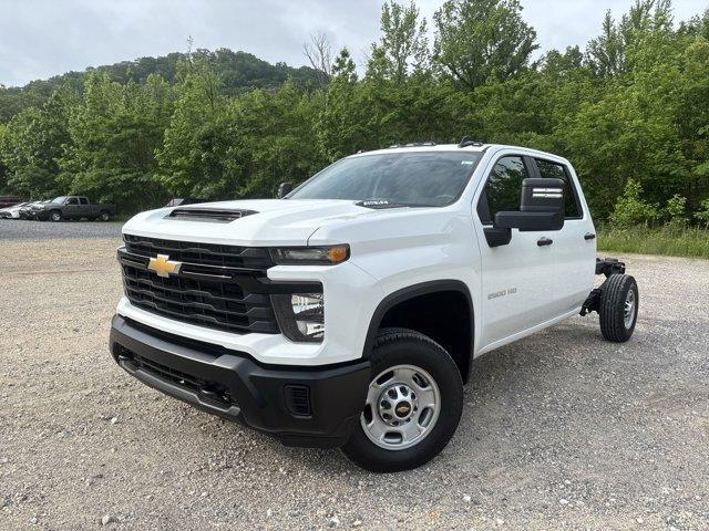 new 2025 Chevrolet Silverado 2500 car, priced at $47,703