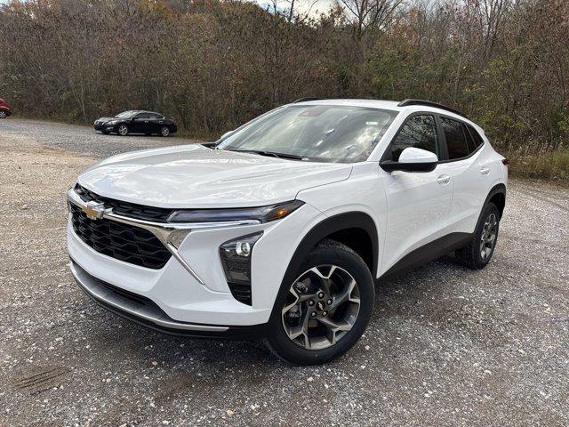 new 2025 Chevrolet Trax car