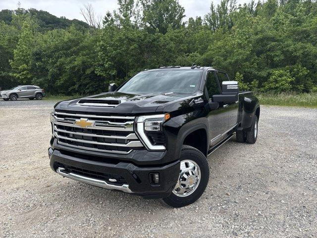 new 2025 Chevrolet Silverado 3500 car, priced at $86,165
