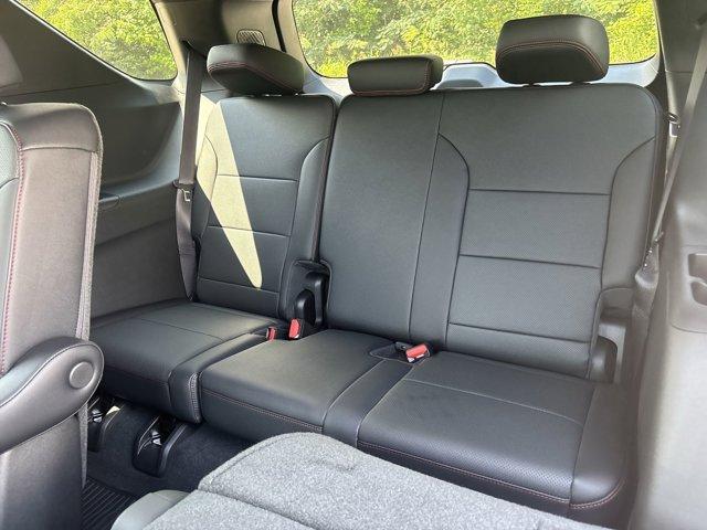 new 2025 Chevrolet Traverse car, priced at $48,145