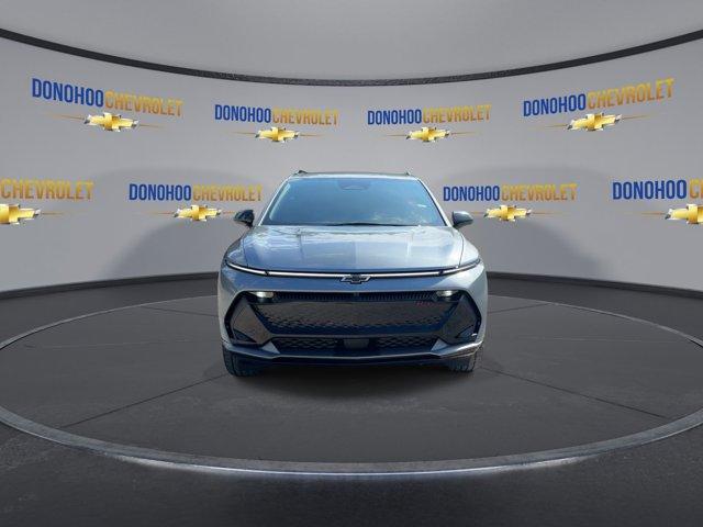 new 2025 Chevrolet Equinox EV car, priced at $40,223