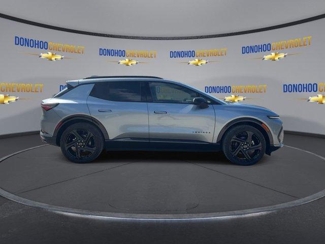 new 2025 Chevrolet Equinox EV car, priced at $40,223