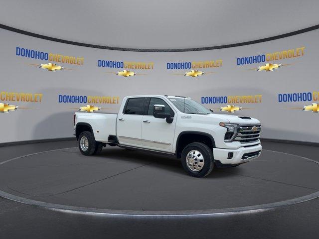 new 2025 Chevrolet Silverado 3500 car, priced at $86,165