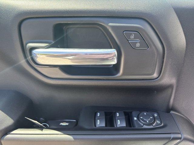 new 2025 Chevrolet Silverado 1500 car, priced at $43,870